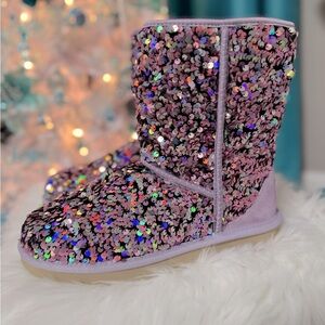 UGG Classic Short Stellar Sequin Lilac Frost Women’s Size 7